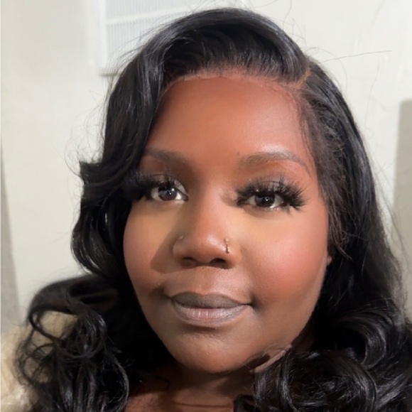 Meet your Posher, Kanasha - Picture 2 of 2